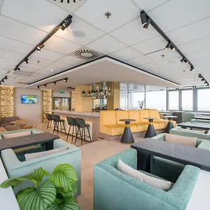 Expo Tower By Mellow Mood Otel